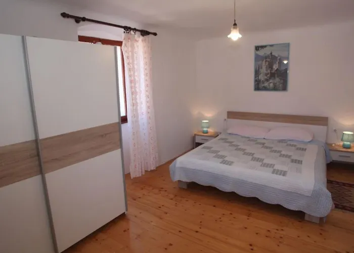 Apartman In Mit Schoenem Garten By Interhome Veli Lošinj